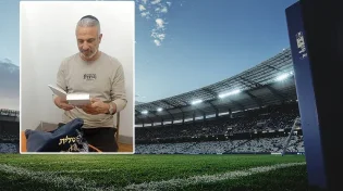 מהאצטדיון לבית הכנסת: כשמאמן הכדורגל בחר בשבת