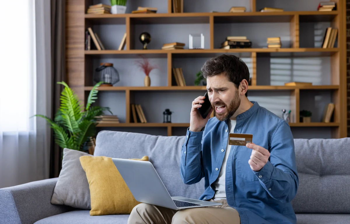 שוב נכנסתם למינוס? כך אתם מאבדים משכורת שלמה בכל שנה שוב נכנסתם למינוס? כך אתם מאבדים משכורת שלמה בכל שנה