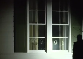 ניסיון חדירה לבית סגן נשיא ארה"ב ג'יי די ואנס; המשטרה חוקרת את מקור הירי 