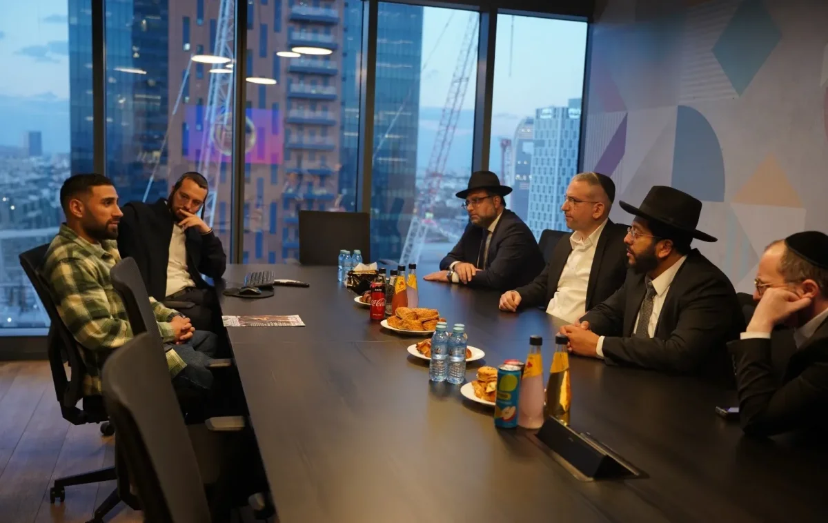 שורד השבי שגב כלפון הגיע לערוץ 2000 וחשף את הרגעים שהחזיקו אותו בחיים