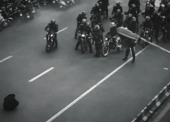 המחאה באיראן מסלימה: לפחות 35 הרוגים, בהם ילדים המחאה באיראן מסלימה: לפחות 35 הרוגים, בהם ילדים