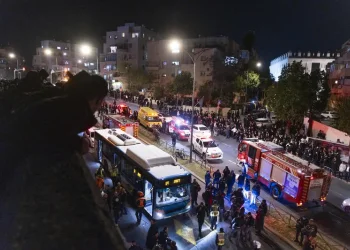 חשד לרצח בנסיבות מחמירות: נהג האוטובוס שדרס את הנער יובא להארכת מעצר