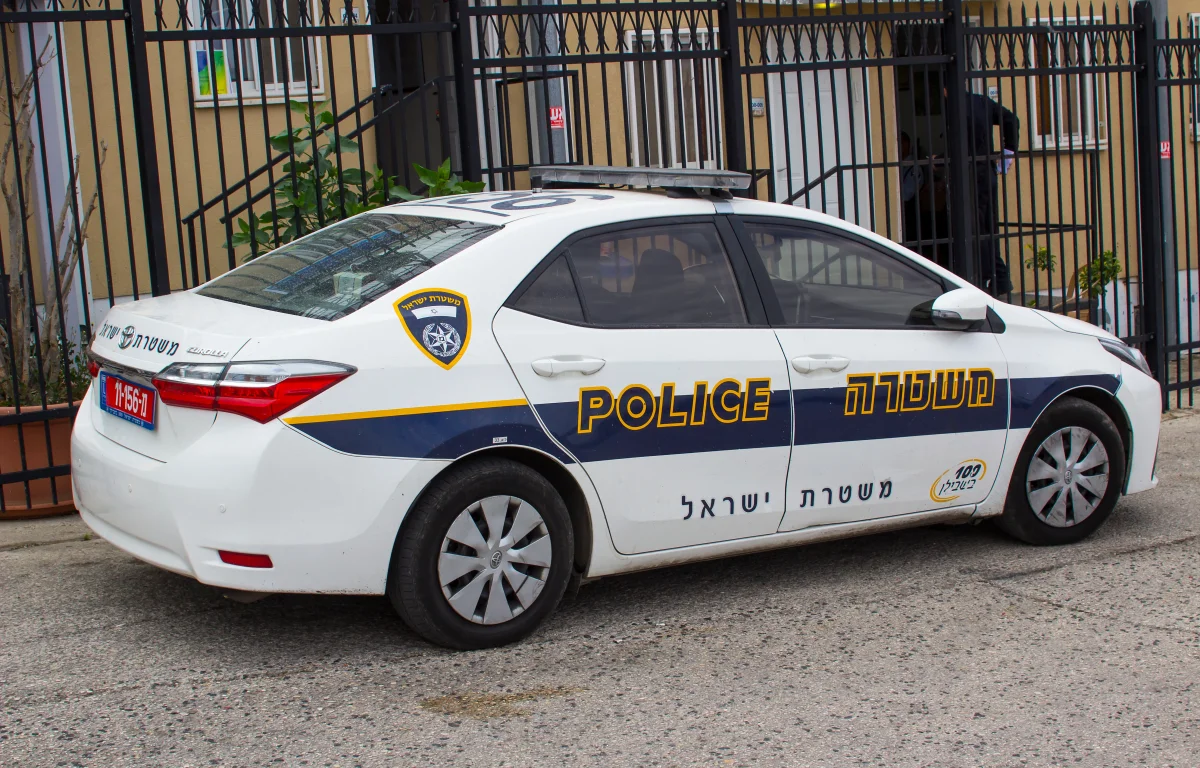 פשיטה משטרתית בצפון: אקדחים ותחמושת הוסתרו בתוך הבית