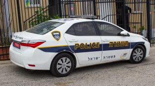 פשיטה משטרתית בצפון: אקדחים ותחמושת הוסתרו בתוך הבית