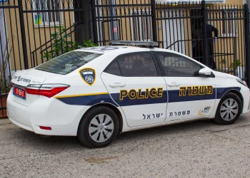 פשיטה משטרתית בצפון: אקדחים ותחמושת הוסתרו בתוך הבית