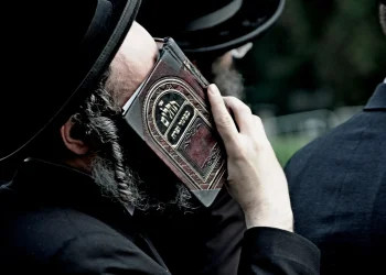 היום זה קורה: יום תפילה וזעקה עולמי לעצירת הגזירות מעל ישראל