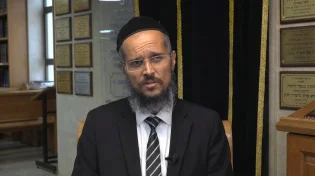 הרב יהודה סעדיה חושף: "שלוש שנים אחרי הפטירה אבא הופיע בחלום עם מסר מטלטל"
