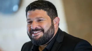 ח״כ אלמוג כהן חושף: ״נולדתי בזכות הבבא סאלי״