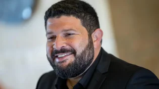 ח״כ אלמוג כהן חושף: ״נולדתי בזכות הבבא סאלי״
