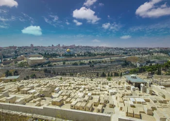 249 שנים לפטירתו של הרש"ש הקדוש: "מי שיתפלל על קברי, תתקבל תפילתו" 249 שנים לפטירתו של הרש"ש הקדוש: "מי שיתפלל על קברי, תתקבל תפילתו"