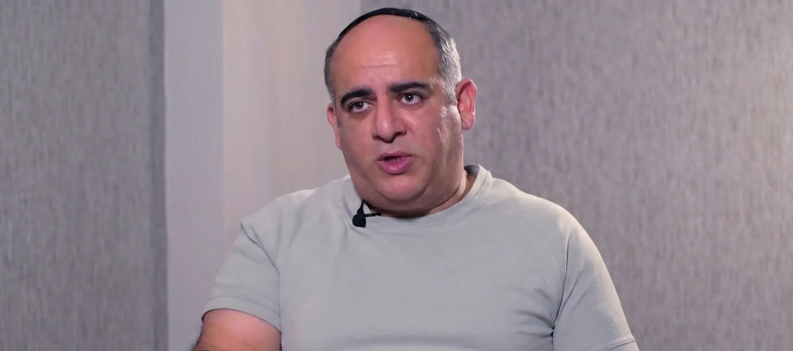 השחקן בצלאל בורוכוב בדמעות: 