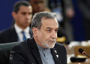 איראן מאותתת על מו"מ עם ארצות הברית - אך מסרבת לוותר