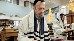 למה הרב קוק בוכה בכל ט"ו בשבט? החידוש שיגלה לך את סוד הברכות והפירות!