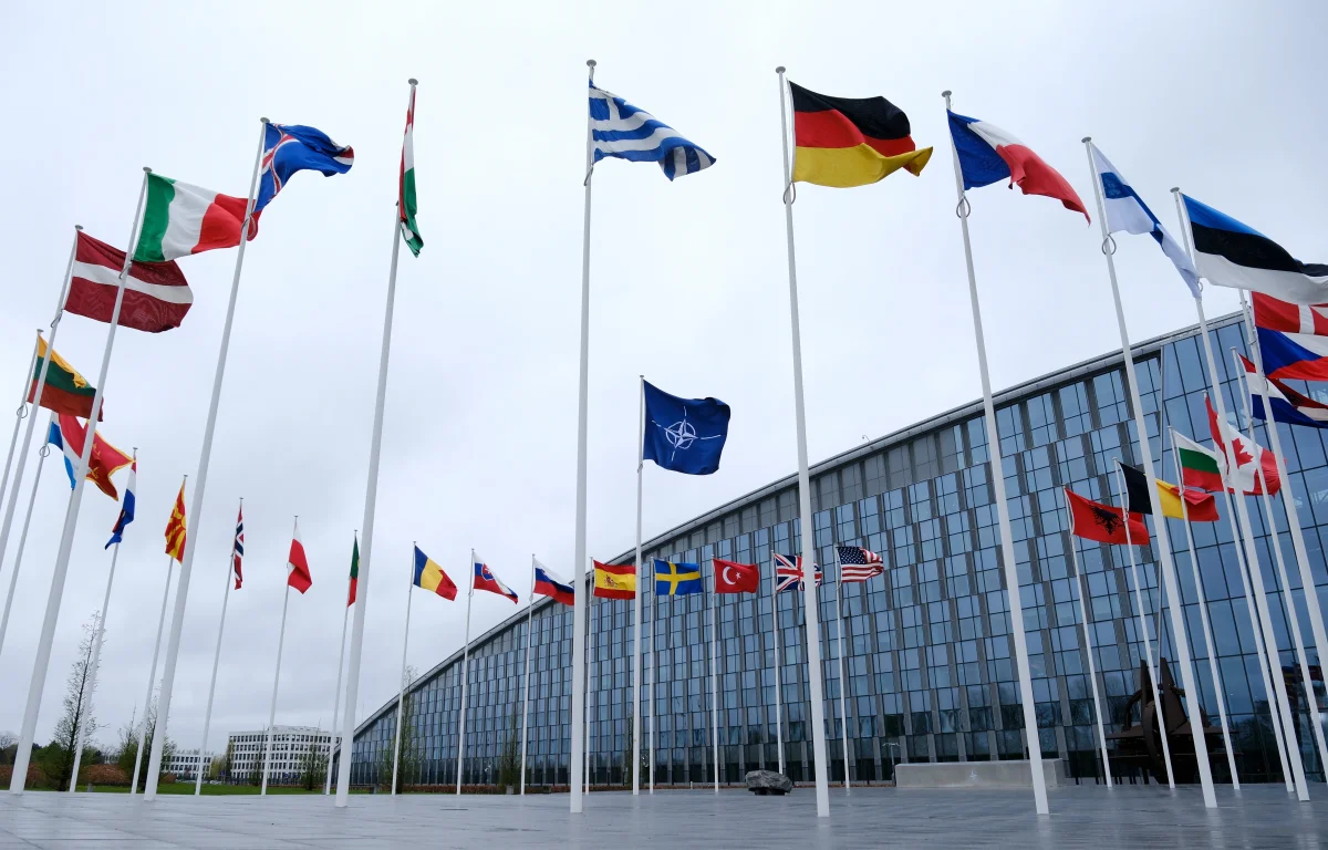 פרשת ריגול מטלטלת: קצין נאטו מכר סודות צבאיים לסין