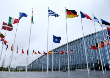 פרשת ריגול מטלטלת: קצין נאטו מכר סודות צבאיים לסין