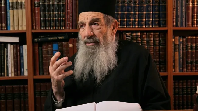 חכם ניסים בן שמעון במסר חריג: "עם ישראל במלחמה - וזה מה שיגן עלינו"