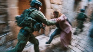 "ואז הוא הסתער על המחבלת בניסיון לחלץ את הסכין"