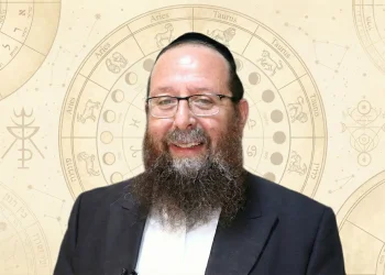 הרב מנחם וייס: "בני מזל דלי? כך תזהו מניפולציות בלי ליפול"