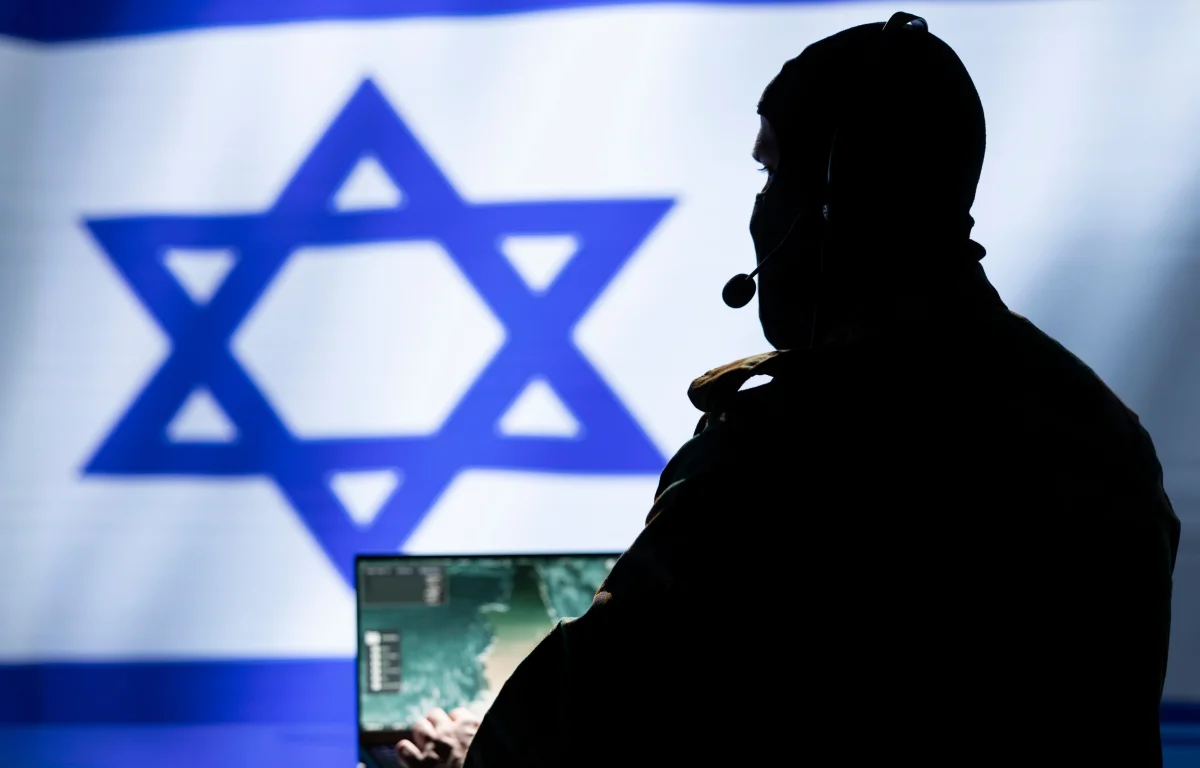 פרשה מטלטלת: איש מילואים חשוד שהפך מידע סודי לכסף קל