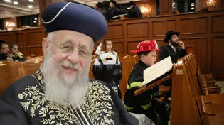 הראש"ל הרב יצחק יוסף בפסק הלכה לקראת פורים: "לא מוסיפים על מה שתיקנו חז"ל"