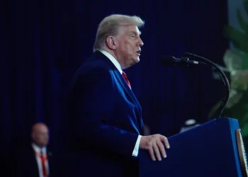 "לקראת מלחמה?": וושינגטון מחדדת דרישות ואיראן לא נכנעת תחת הלחץ הצבאי