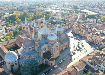 "המהר"י מינץ": הרב שחי מעל 100 שנה והנהיג דור שלם "המהר"י מינץ": הרב שחי מעל 100 שנה והנהיג דור שלם