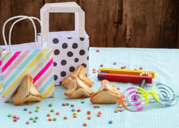 כך תחגגו את חג הפורים בשמחה בלי לרוקן את הכיס כך תחגגו את חג הפורים בשמחה בלי לרוקן את הכיס