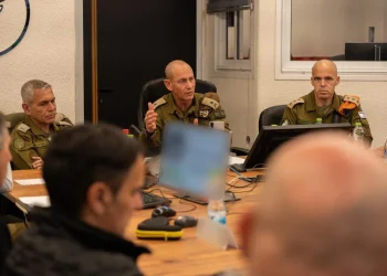 צה״ל הרחיב תקיפות בלבנון - 250 יעדי חיזבאללה הותקפו צה״ל הרחיב תקיפות בלבנון - 250 יעדי חיזבאללה הותקפו