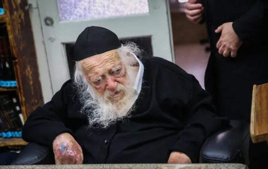 4 שנים לפטירתו: לדמותו של רבינו חיים קנייבסקי זצ"ל 4 שנים לפטירתו: לדמותו של רבינו חיים קנייבסקי זצ"ל