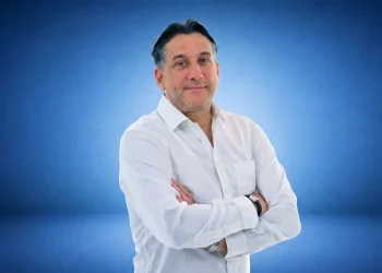 חיים ישראל במסר מפרשת השבוע: "תהיה בן אדם - לפני שאתה זמר"