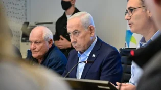 נתניהו בחמ״ל הבריאות: "אנחנו שוברים לאיראן את העצמות"