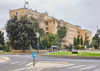 סערה במשרד הפנים - ההורים השכולים דורשים חקירה פלילית