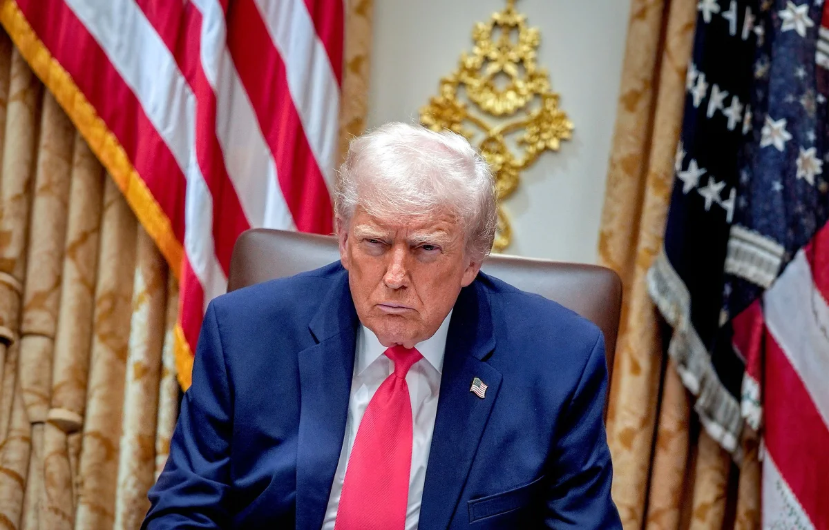 לאחר התקיפה באי חארג: טראמפ מציב איום חריף על איראן לאחר התקיפה באי חארג: טראמפ מציב איום חריף על איראן