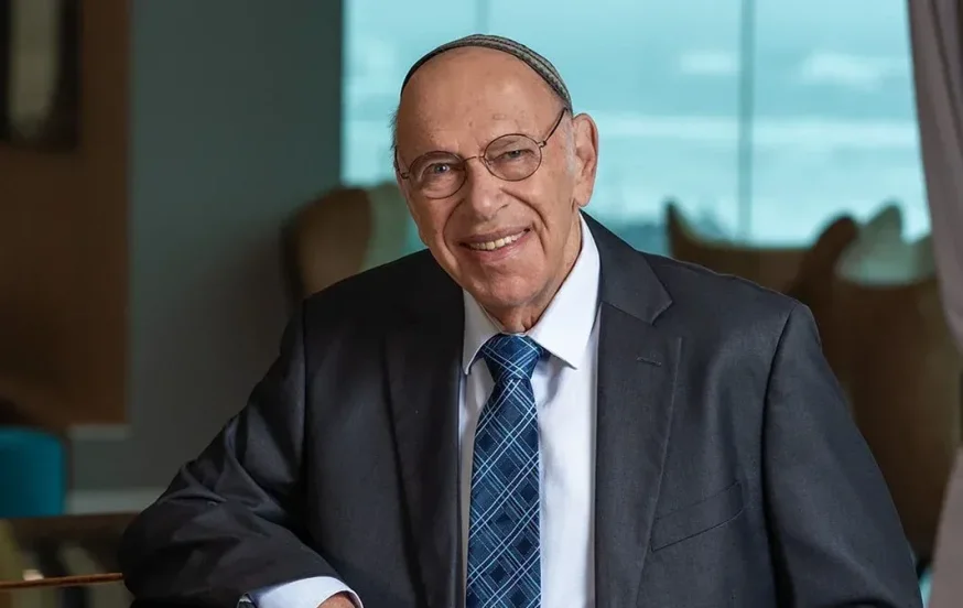 ממלאגה לפירנצה: פסוקי התורה ממשיכים להישמע בעולם. ממלאגה לפירנצה: פסוקי התורה ממשיכים להישמע בעולם.