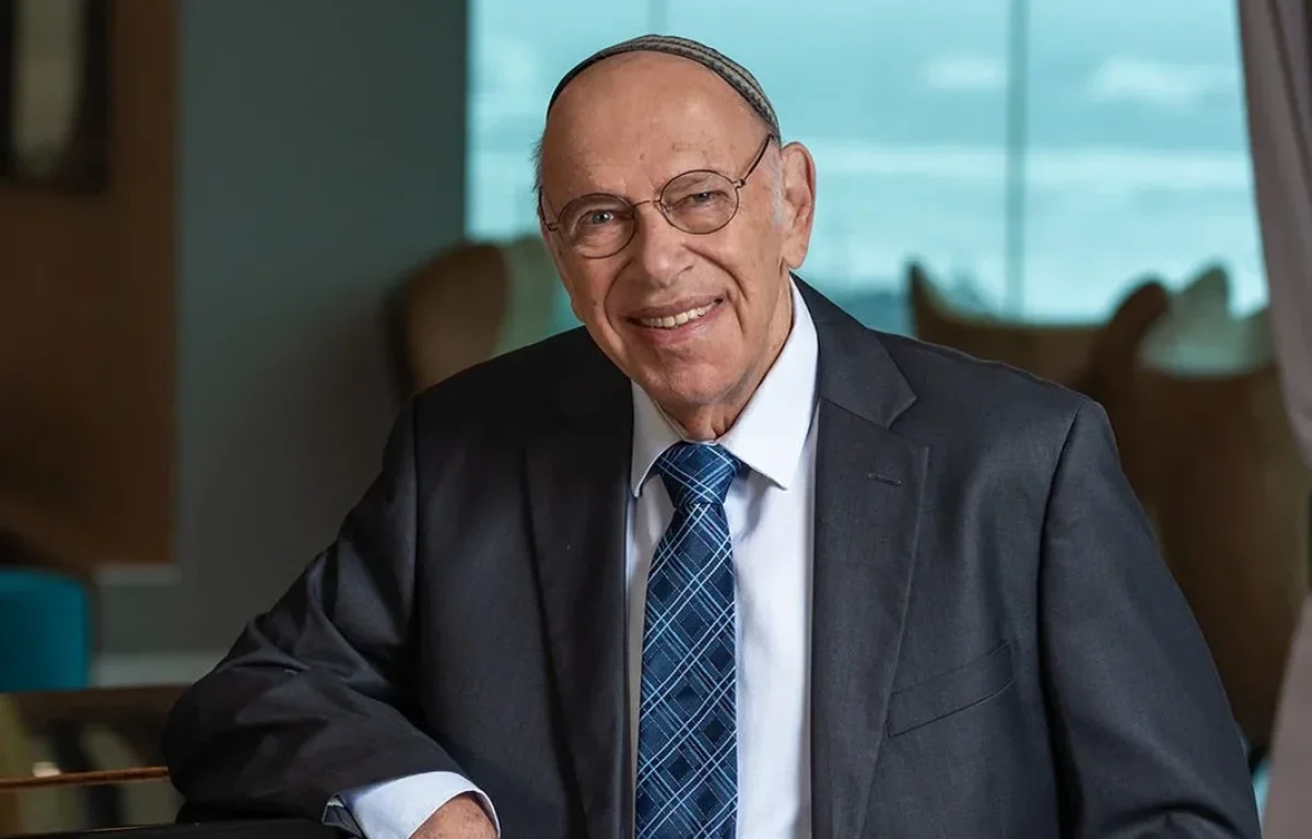 ממלאגה לפירנצה: פסוקי התורה ממשיכים להישמע בעולם. ממלאגה לפירנצה: פסוקי התורה ממשיכים להישמע בעולם.