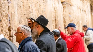 בראש חודש ניסן הקרוב! רק 24 שעות - וכל מילה שלך יכולה להתגשם
