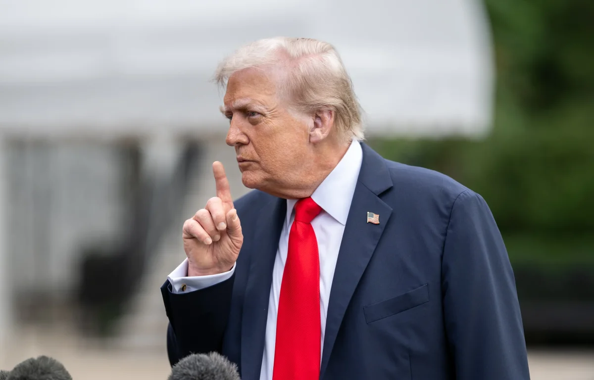 סערה בארצות הברית: טראמפ חשף מידע רפואי סודי בשידור חי