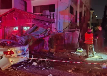 זירת הפגיעה ברמת גן (צילום: תיעוד מבצעי מד"א)