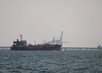 איום חריג מטהרן: "מוקשים במפרץ עלולים לשתק את העולם"