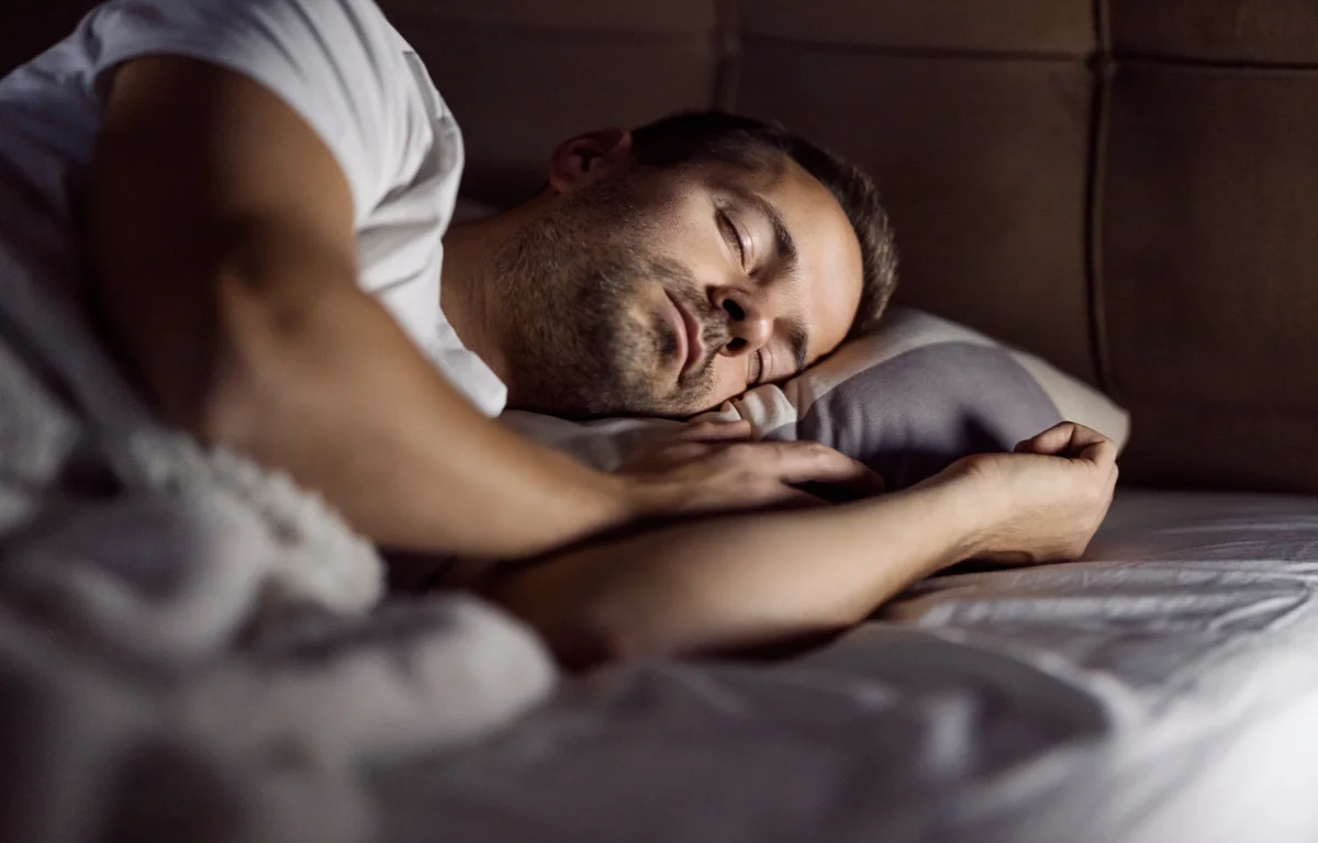 רוב האנשים לא יודעים: למה מסתובבים בלילה מצד לצד?