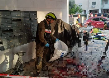 מטח כבד לצפון: הרוג ופצועים קשה בזירת פגיעה בנהריה מטח כבד לצפון: הרוג ופצועים קשה בזירת פגיעה בנהריה