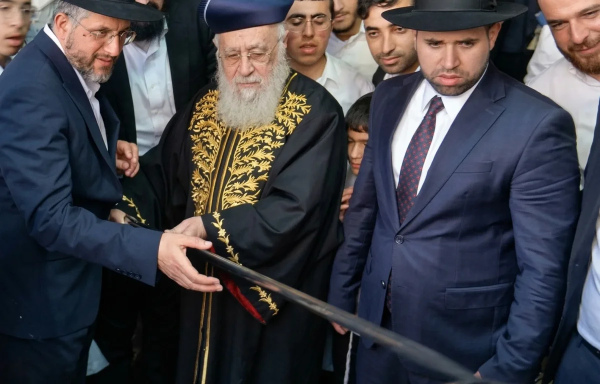 פסח בצל המלחמה: הראש"ל רבי יצחק יוסף שליט״א בהנחיות לחג הפסח הקרוב