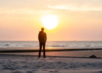 "לא לתת לאור להיעלם": המשמעות הפנימית של איסרו חג