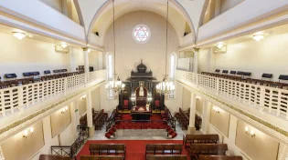 הידעת? קדושת 'עזרת הנשים' בבית הכנסת