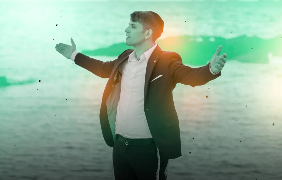 אלחנן ענבל חוזר עם ממעמקים - והפעם בגרסה ווקאלית