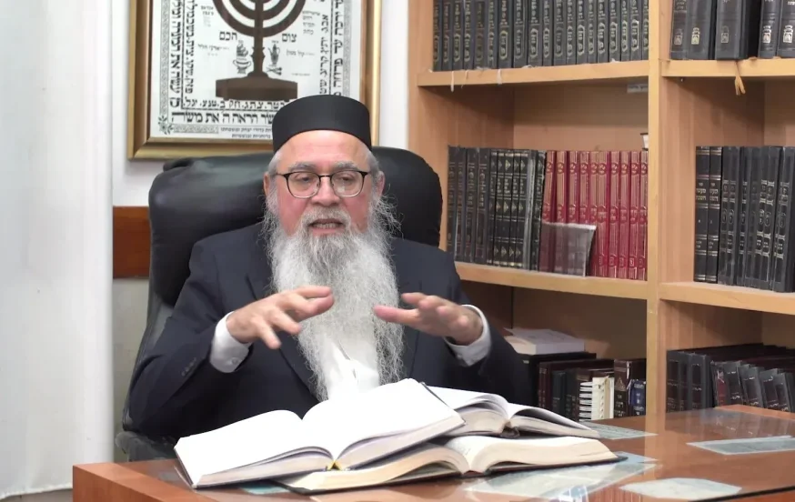 הרב יוסף ביטון עם התשובה מפתיעה: "איך לא נופלים לעצבות בימי הספירה?" הרב יוסף ביטון עם התשובה מפתיעה: "איך לא נופלים לעצבות בימי הספירה?"