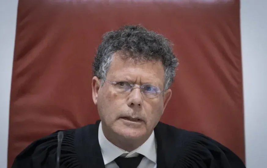 סערה משפטית: הוגשה תלונה נגד שופטי העליון על חילול שבת סערה משפטית: הוגשה תלונה נגד שופטי העליון על חילול שבת