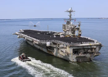 ארה"ב מגבירה לחץ על איראן: אלפי חיילים בדרך למזרח התיכון ארה"ב מגבירה לחץ על איראן: אלפי חיילים בדרך למזרח התיכון