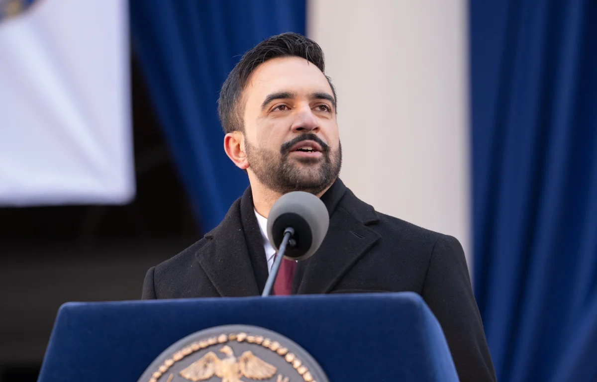 חשיפה מביכה בניו יורק: רעיית ראש העיר מתנצלת על התבטאויות אנטישמיות חשיפה מביכה בניו יורק: רעיית ראש העיר מתנצלת על התבטאויות אנטישמיות