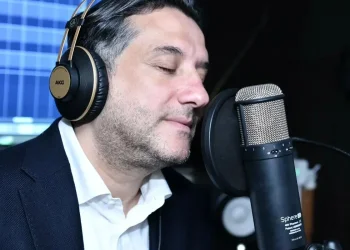 חיים ישראל מתוודה: "לפעמים אני שר לבד, בלי אף אחד"